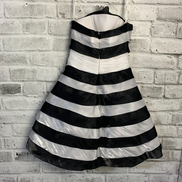 Xcite Impressions Striped Sleeveless Fit & Flair Tulle Formal Mini Dress - Picture 6 of 16